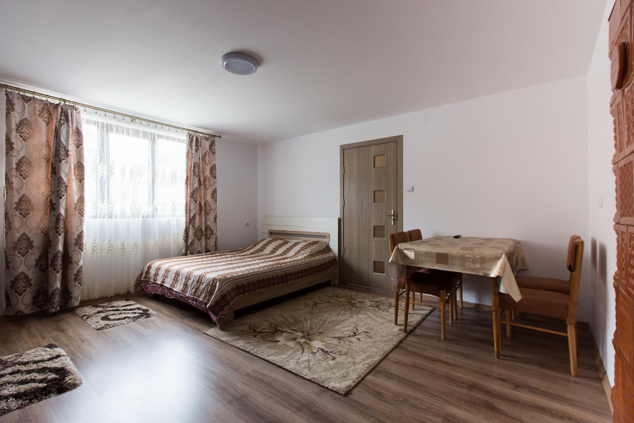 Villa Casa Kis Vişeu de Sus Exterior foto
